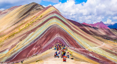 Tour Montaña de Colores Vincunca y Valle Rojo en un día Tour Montaña de Colores Vincunca y Valle Rojo en un día